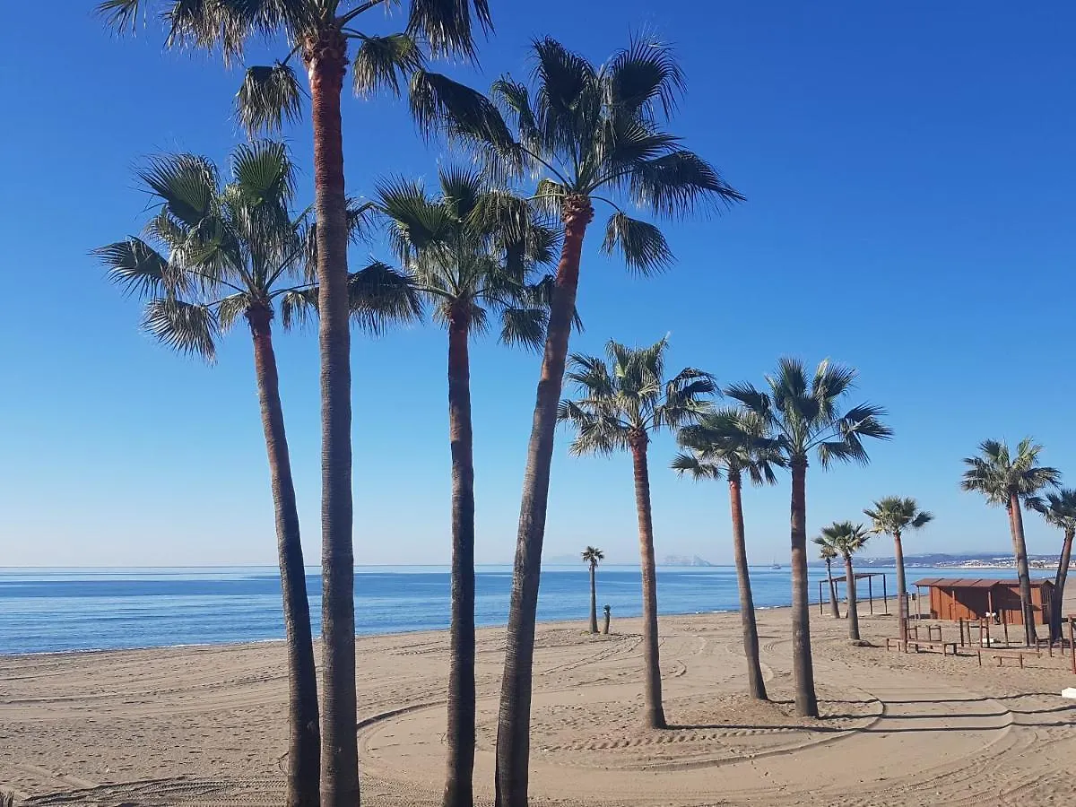 Ferienwohnung Free Parking, 40 Meters From The Beach, Wi-Fi, Ac Estepona