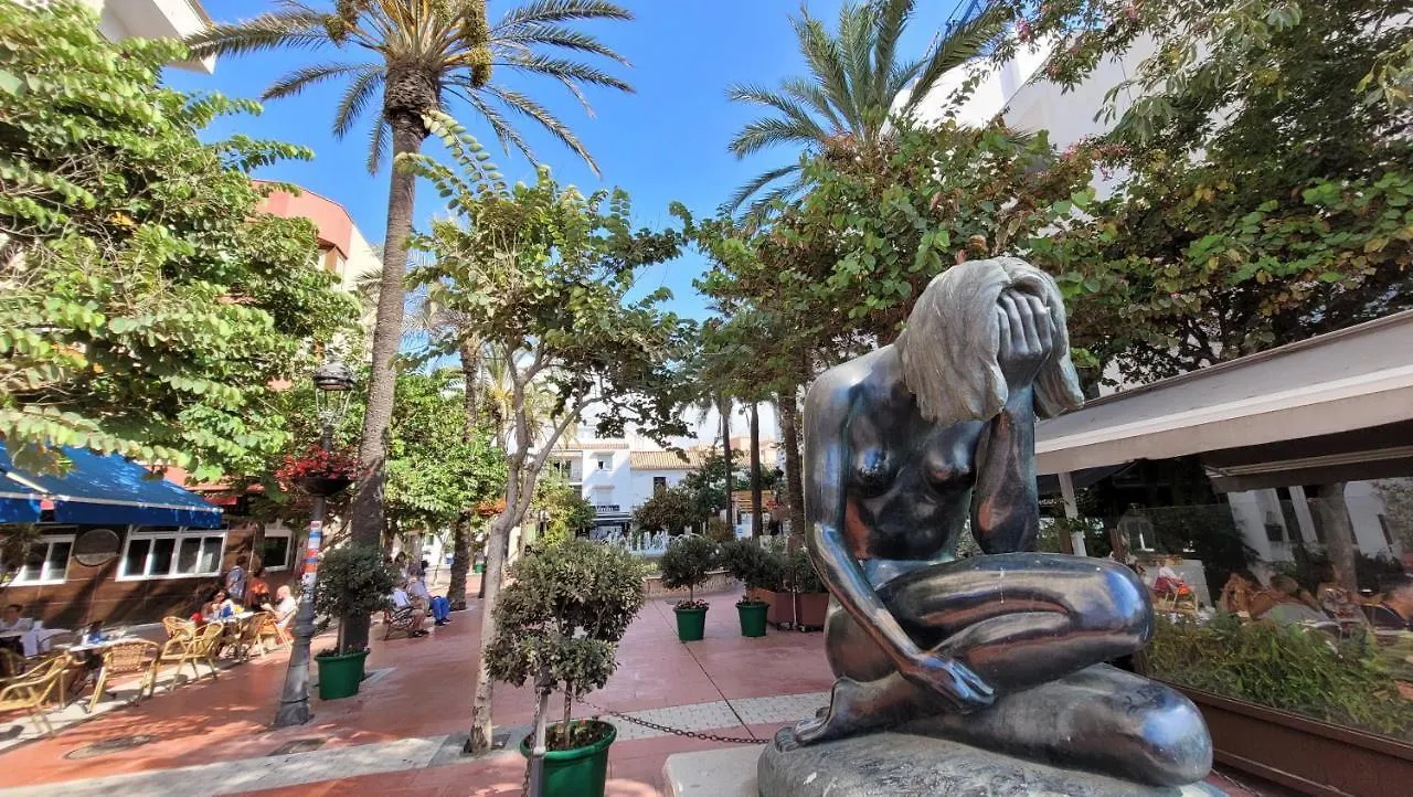 Apartment Ferienwohnung Free Parking, 40 Meters From The Beach, Wi-Fi, Ac Estepona