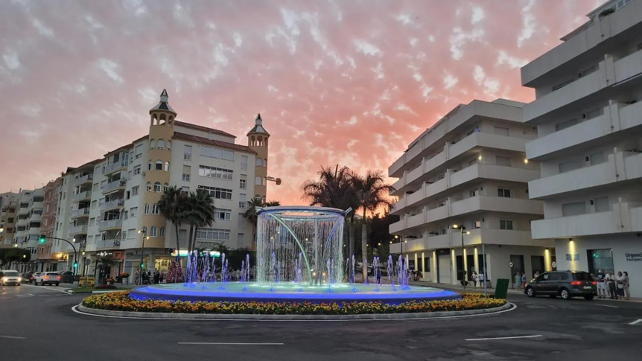 Free Parking, 40 Meters From The Beach, Wi-Fi, Ac Estepona