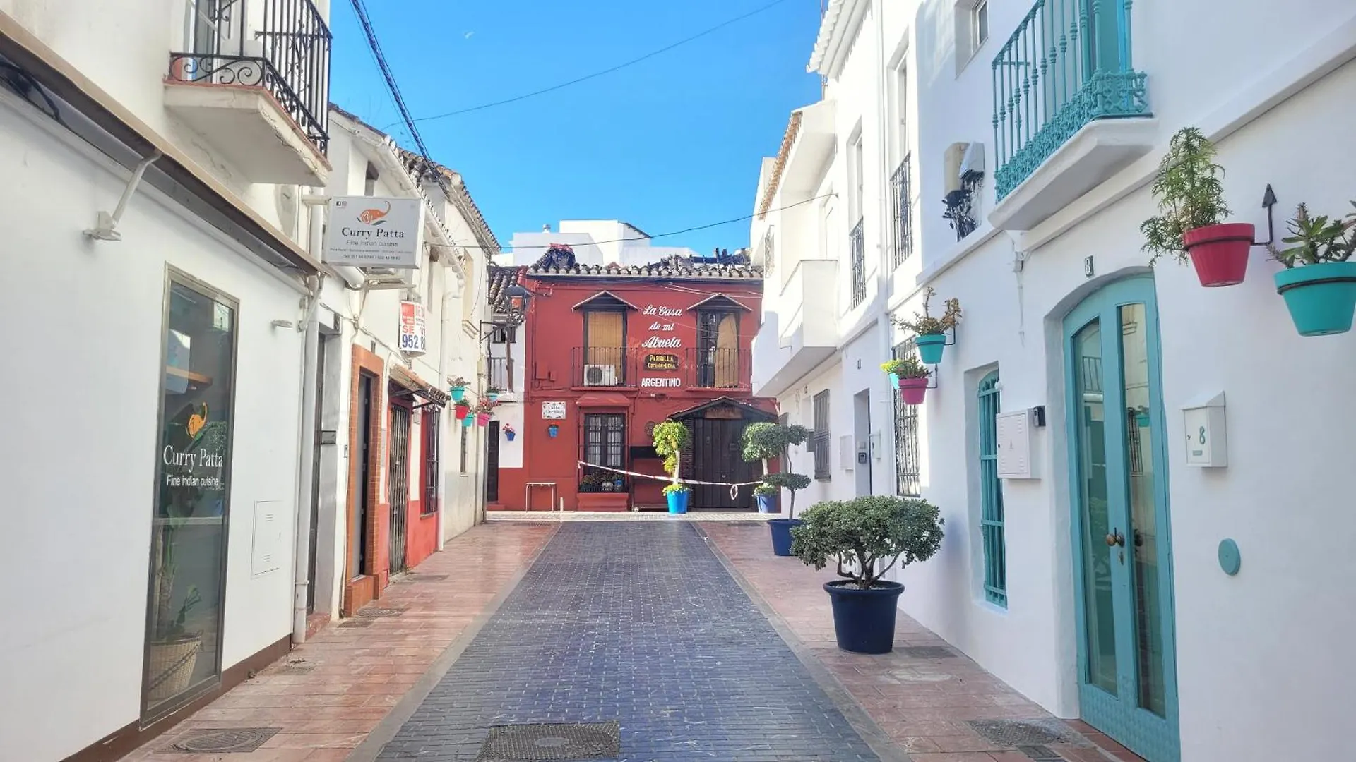 Apartment Free Parking, 40 Meters From The Beach, Wi-Fi, Ac Estepona Spain