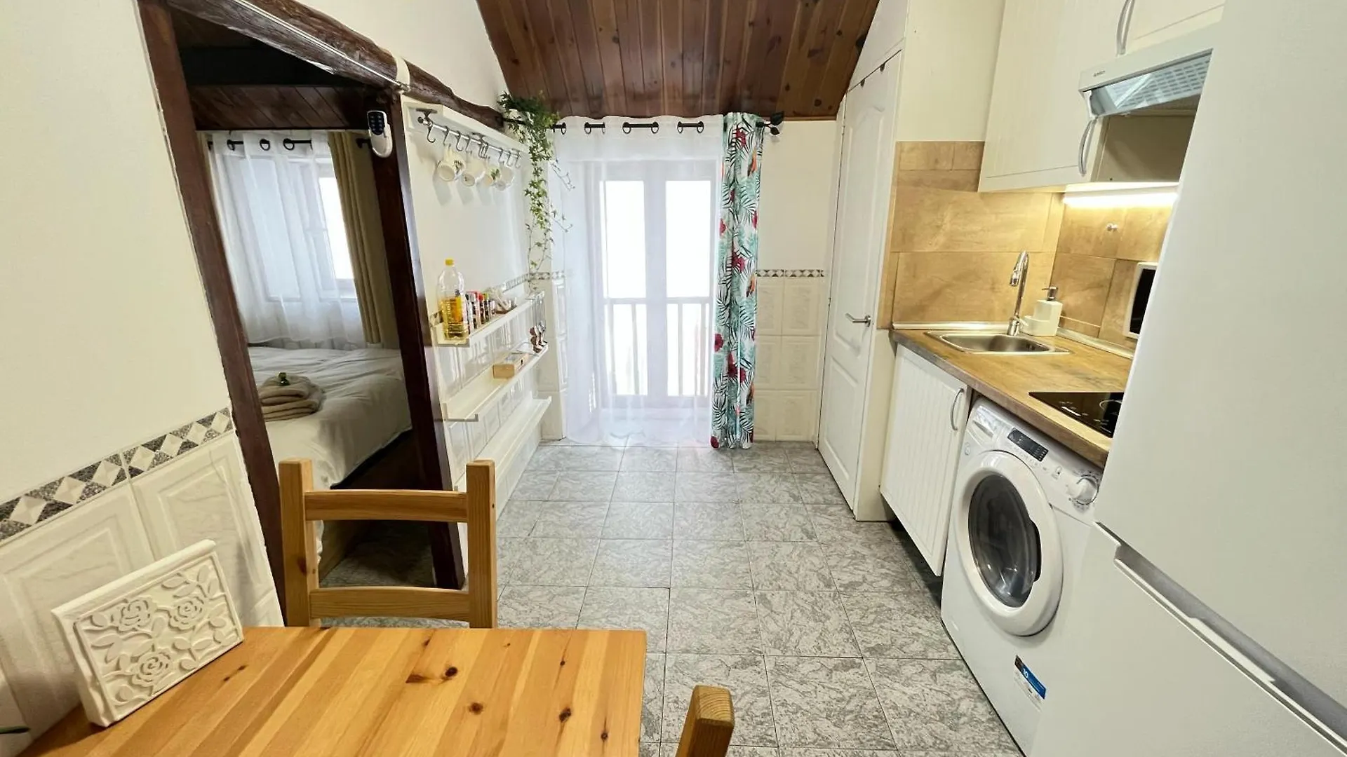 Free Parking, 40 Meters From The Beach, Wi-Fi, Ac Estepona